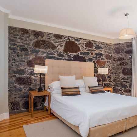 The Docks Ocean Front Villas - Next To Beach (Adults Only) Паул-ду-Мар Экстерьер фото